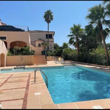 Le Halo Des Greens Sainte-Maxime